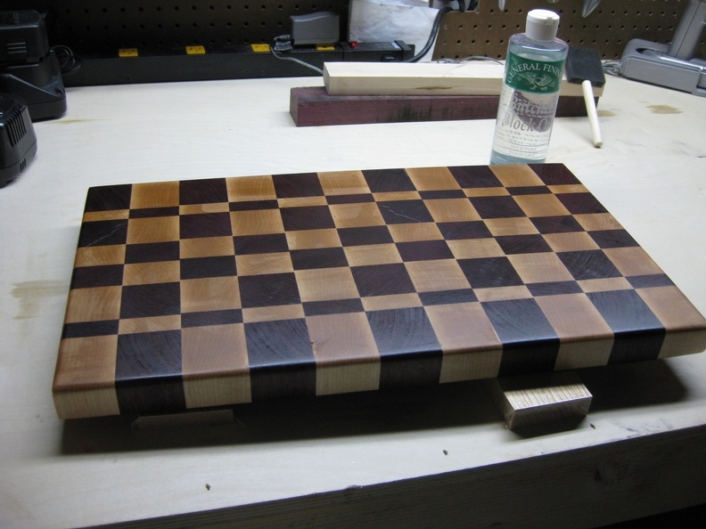 25 The finished cutting board.JPG